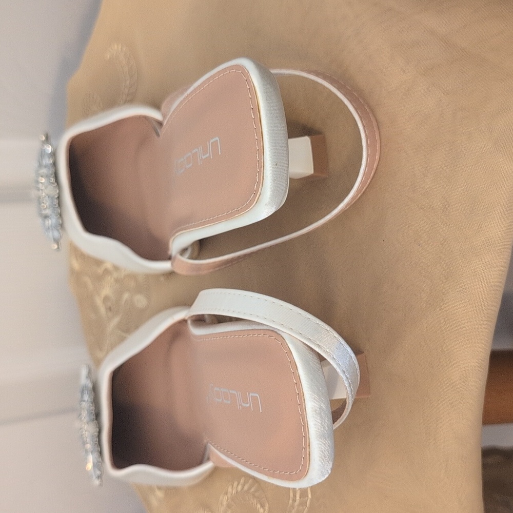 Shoes/2for$32 - Picture 2 of 3